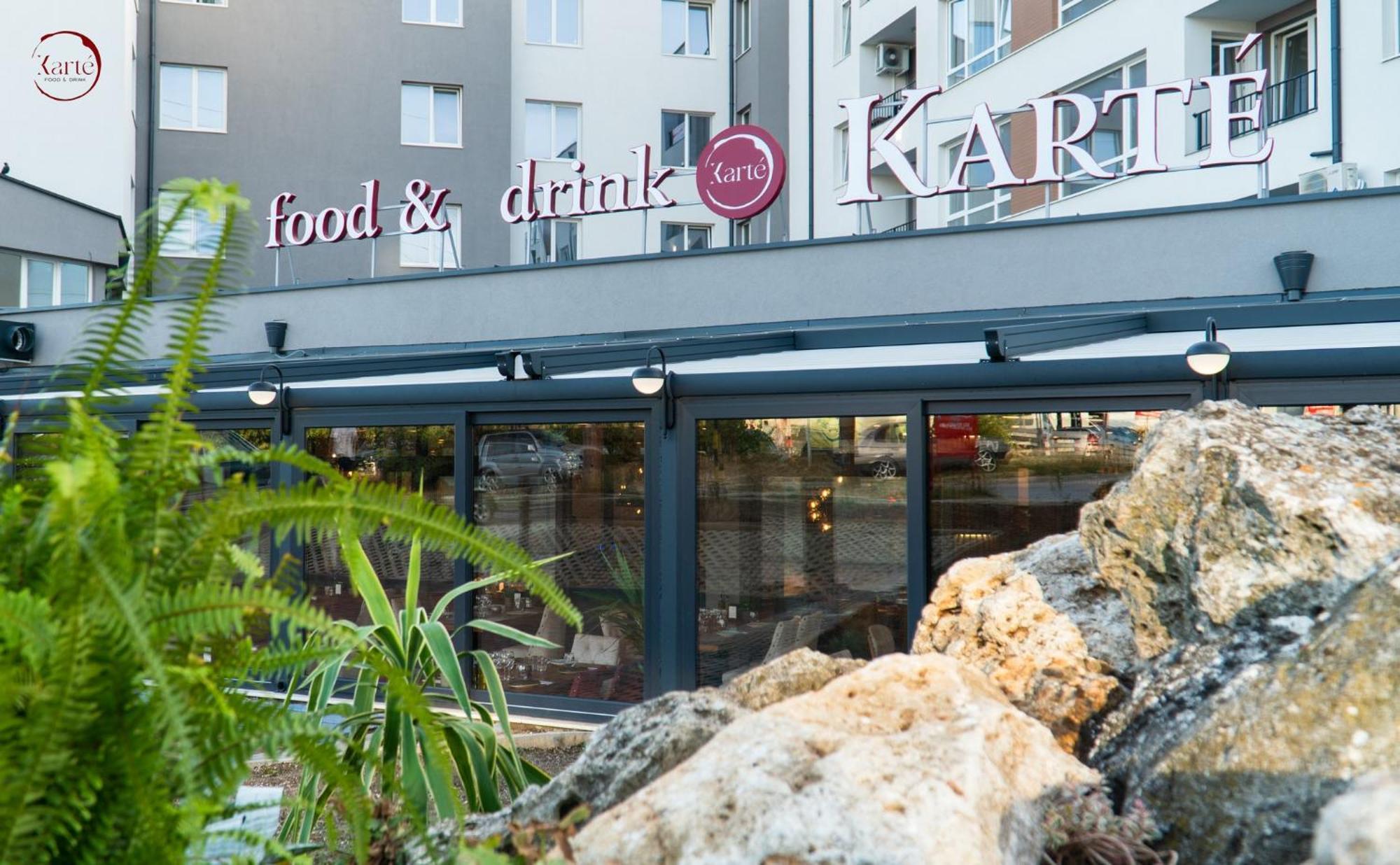 New Modern & Cozy Apartment With Free Parking Varna Bagian luar foto